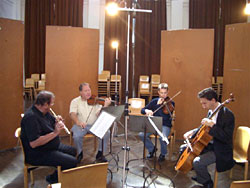 �E�B�[���E�t�B���n�[���j�A���y�O�d�t�c