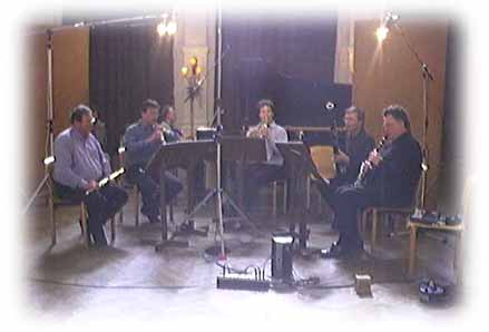 �A���T���u���E�E�B�[��=�x������